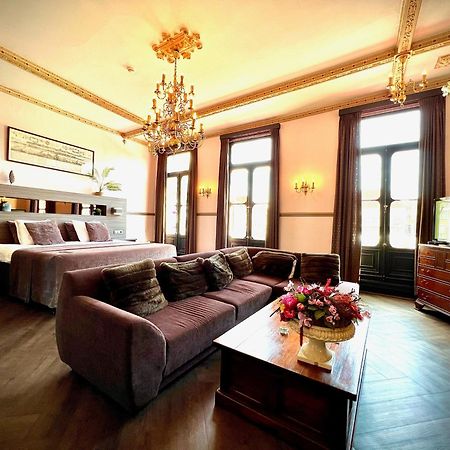 Grand Cafe Hotel De Bourgondier Bergen op Zoom Exteriér fotografie
