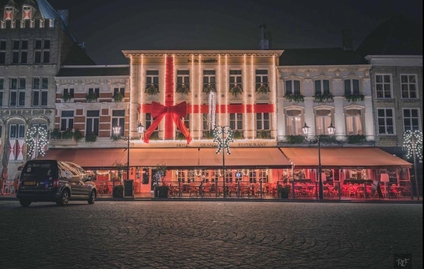 Grand Cafe Hotel De Bourgondier Bergen op Zoom Exteriér fotografie